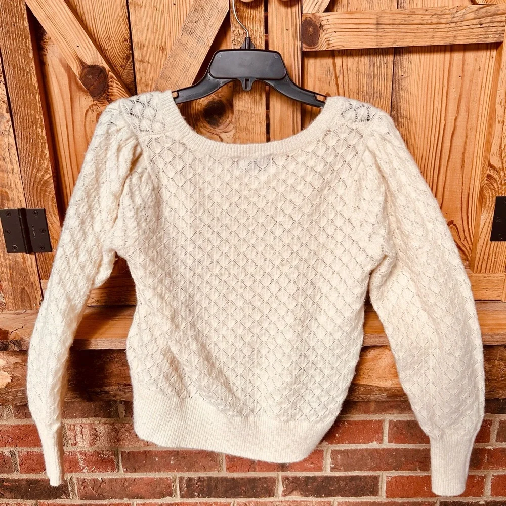 Old Navy Cream Crew Neck Sweater with Textured Knit - Picture 3 of 3